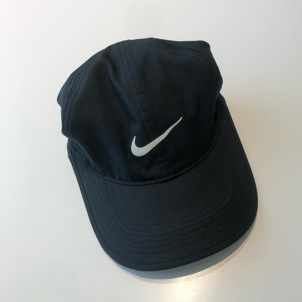 NEW Nike Dri-Fit Running Hat